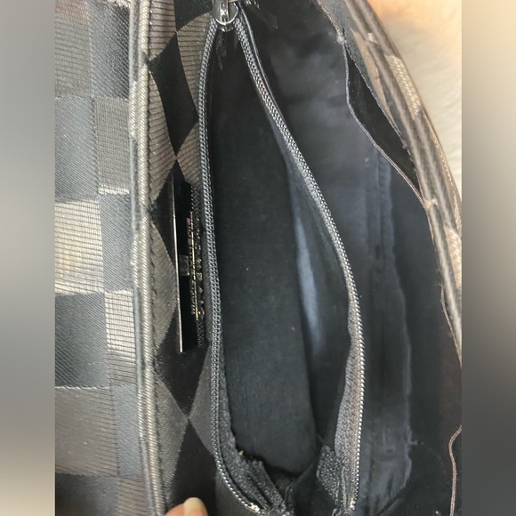 Authentic Givenchy Maroquinerie Hand/Shoulder Bag - Picture 11 of 12